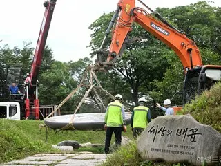 South Korean artist who created a monument to convey the comfort women issue is shocked by sexual crimes