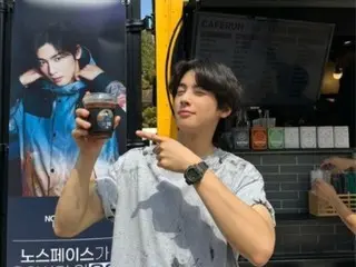 Cha EUN WOO (ASTRO), probably because of his muscle training, his arms are as big as his face...he looks like a merciless secondary former.