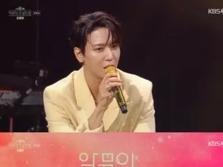 CNBLUE's Jung Yong Hwa appeared on a talk show, "I was really interested in 'AKMU'"