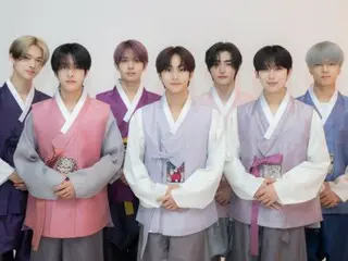 ``ENHYPEN'' greets mid-autumn celebration with 7 members wearing hanbok in 7 colors... What is their loving wish for their fans?