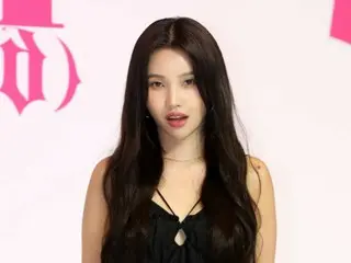 Following Kim Chae Won (LE SSERAFIM) and Park Sung Joo, Soyeon ((G)I-DLE) also takes a "groundless" stance on rumors about drug use.