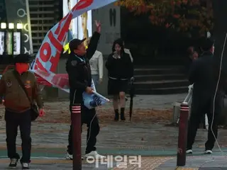 Fallen trees, billboards, and strong wind damage continue across the country = South Korea
