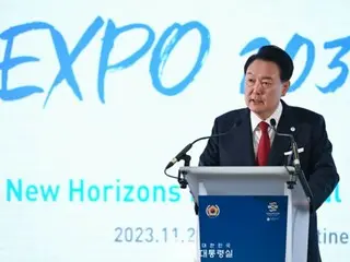 President Yoon meets with BIE representatives every day for ``Busan Expo Sales'' in Paris, France