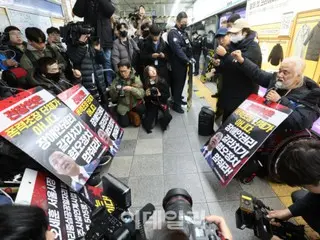 All Disabled Federation suspends subway demonstration... ``Silent demonstration until the end of budget deliberations in the National Assembly'' = South Korea