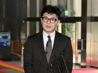 Minister of Justice Han Dong-hoon, who refrains from speaking, responds to a question from special prosecutor Kim Geon-hee by saying, ``I said enough yesterday.'' = South Korea
