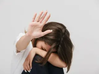 Two men arrested in China's Shandong province for punching a female staff member at a skewered restaurant - Chinese report