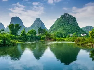 Doctor in China's Guangxi Zhuang Autonomous Region punches elderly man in the head during surgery? ...Video from 2019 causes controversy = Chinese report