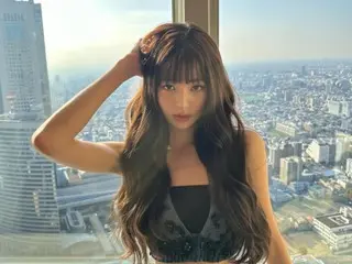 "IVE" Jang Won Young, sexy and charismatic... Her S-line is clearly visible in an extremely exposed crop T-shirt