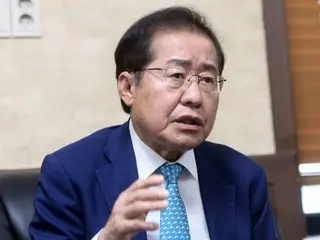 Mayor of Daegu, South Korea: ``Only with nuclear potential can we be liberated from North Korea's blackmail''...``If we let our guard down, we will become ``nuclear slaves''''