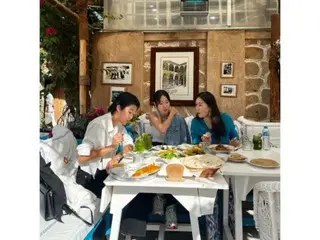 Hong Jin-kyung, Jang Young-ran, and Lee Ji-hye enjoy a relaxing time in Dubai...Power charging "fantasy duo"