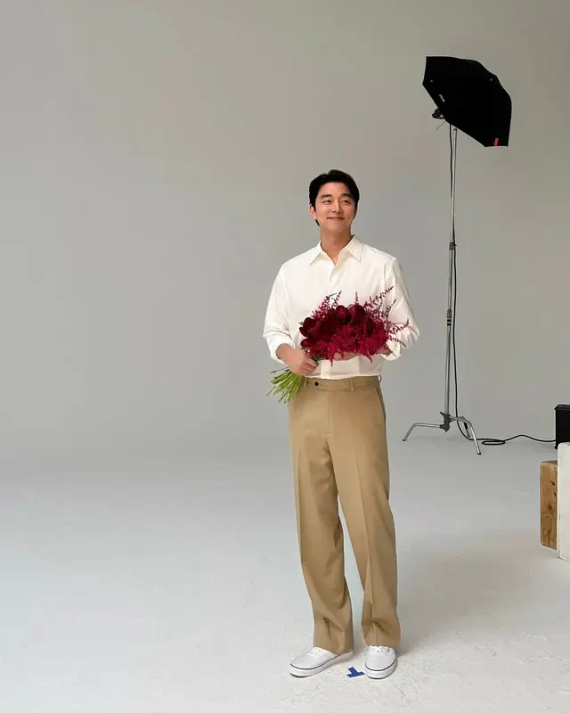 俳優コン・ユ 、春のように暖かくロマンチックな男神2