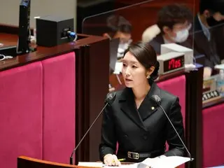Both Democrats criticize the government, saying, ``KAIST graduates leave...Resurgence of skeleton groups that advocate violence'' = South Korea