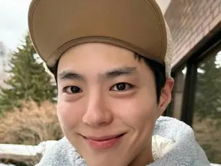 Park BoGum, exciting close-up shots...Enjoy the snowy scenery