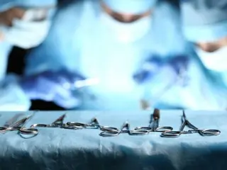 Professors at ``Big 5'' Asan Hospital also submit resignation notices... ``Reducing medical care is inevitable'' = South Korea