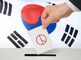 New party to emerge amid clash between two major political parties - less than a month until South Korea's general election