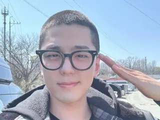 Actor Kim MIN-GYU enlists in the military today (1st)...Shaved head certification shot released: ``I'm going''