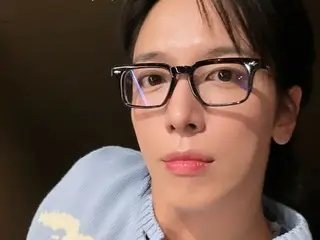 "CNBLUE" Jung Yong Hwa, appealing intellectual charm... "see u tmr"