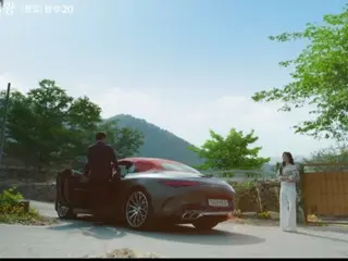 "Queen of Tears" Kim Soo Hyun's sports car is a hot topic... Benz is also smiling after the TV series' success