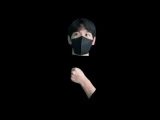 Im Siwan, the background, clothes, and mask are all black... Unique voting certification shot is a hot topic