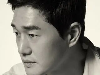 Actor Yoo Ji Tae has a great performance at this year's Jeonju International Film Festival... "One man plays three roles" as judge, director and actor