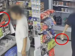 "Parasite couple" hired at convenience store steals merchandise and cash and disappears = South Korea