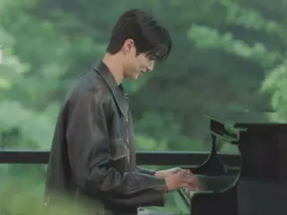 Actor Byeon Woo-Seok, who is "on the rise," even plays the piano on a popular variety show... Revealing his hidden charm