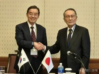 Japanese and South Korean business leaders look forward to a "new partnership declaration" from both governments