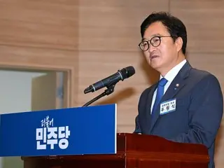 Woo Sik, former member of the Democratic Party of Korea, said, "There are still forces that distort the May 18th Movement... We must engrave the May Spirit into the constitution." (South Korea)