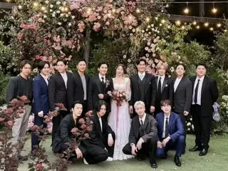 Kangin also attends Hangyeong, "SUPER JUNIOR" unites as a whole at Ryeowook & Ari (former TAHITI)'s wedding