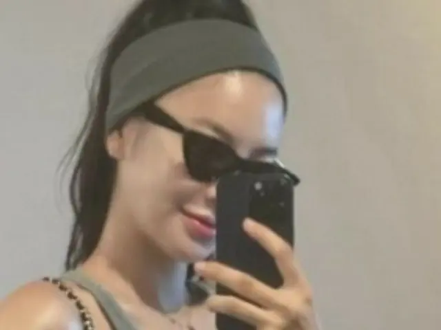 女優キム・ユンジ（NSユンジ）が美しいDラインを披露した。