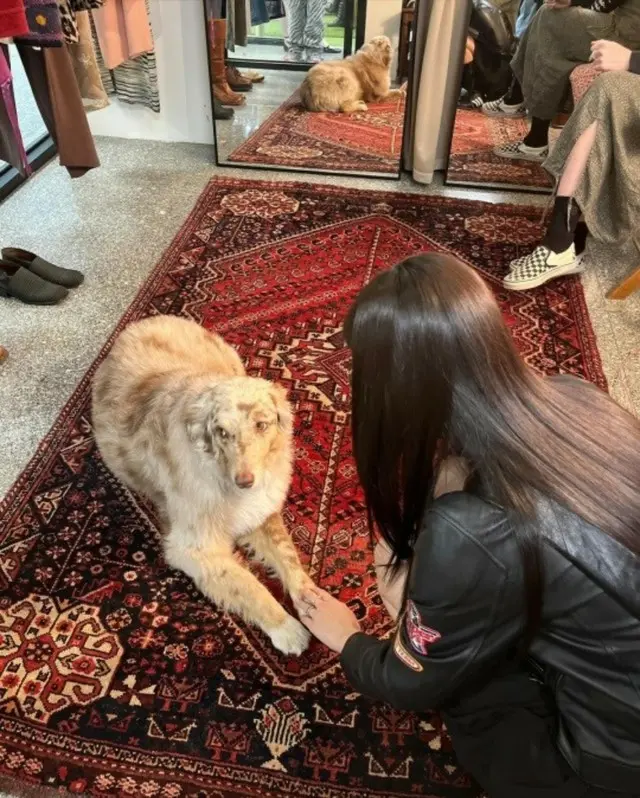 JENNIE（BLACKPINK）愛嬌爆発中…シックラブリーなジェンドゥギ3