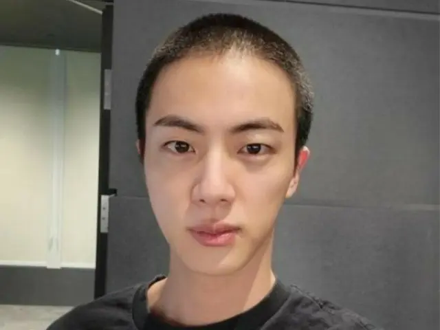 「BTS（防弾少年団）」のJIN、除隊を翌日に控えときめき爆発「D-1」