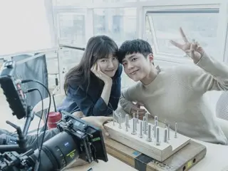 Park BoGum & Suzy (formerMiss A) and Tang Wei & GongYoo, behind-the-scenes of the love-filled "Wonderland" shoot