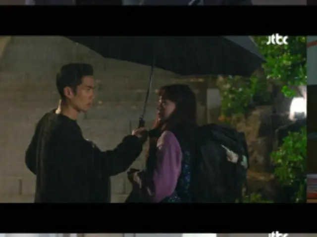 ≪韓国ドラマNOW≫「遊んでくれる彼女」4話、オム・テグがハン・ソナに誤字の混じったメッセージを送ってしまう＝視聴率2.3％、あらすじ・ネタバレ