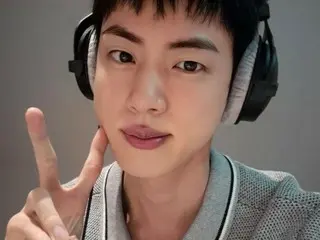 "BTS" JIN, handsome in every cut, releases recent photos... RM responds, "That's annoying"