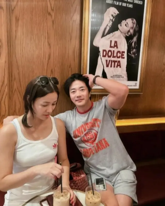 俳優クォン・サンウ&ソン・テヨン夫婦、結婚16年目もラブラブ2
