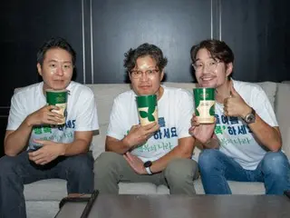 Special fan service from You Chae Myung, Song Young-kyu, and Lee Hyun-gyun for the movie "Happy Country"