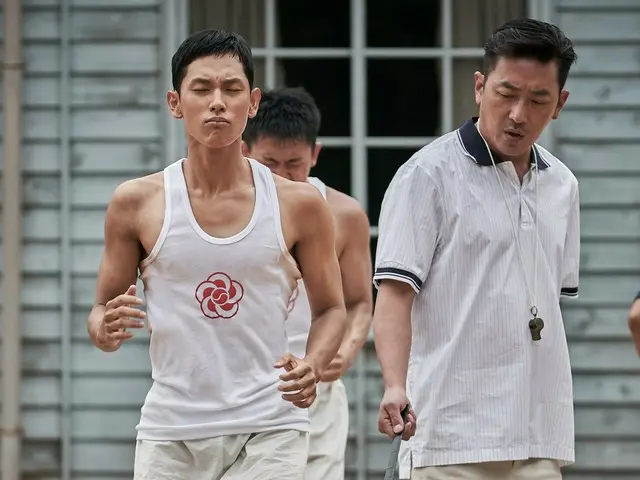 『ボストン1947』体脂肪率6%!イム・シワンが体を鍛える過酷なトレーニング風景も…メイキング映像解禁