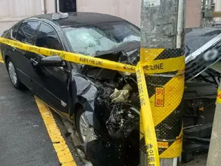 A car driven by an 80-year-old man crashed into a utility pole in Bucheon, South Korea... 3 people injured