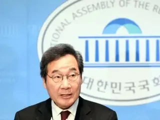 Lee Nak-yeon, chairman of the New Democratic Party, said, "The medical chaos is a tragedy brought on by a government that lacks common sense" (South Korea)