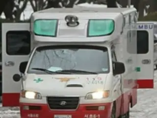 Girl who drank detergent was "passed around" in ambulance... ended up being treated at hospital "80km away" = South Korea