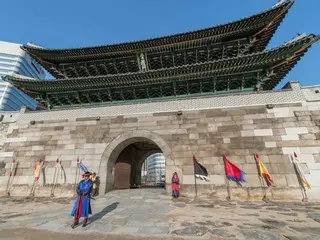 Foreigners ask, "Is Korea at war?"...Seoul is in uproar over the weekend = Korea