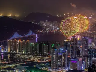 One million people gather for Busan fireworks festival today...Minister of Interior and Safety inspects the scene