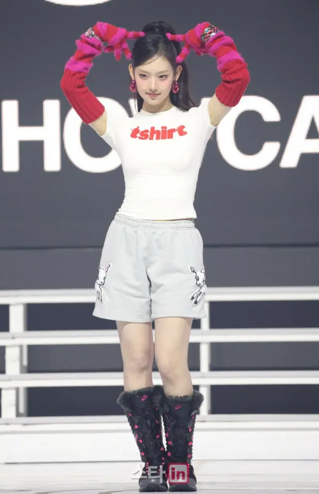 「KiiiKiii」イソル