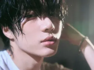 "TOMORROW X TOGETHER" BEOMGYU releases first concept photo for solo mixtape "Panic"... Hurt face and vacant gaze