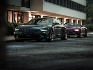 Hyundai Motor unveils luxury car "Genesis" concept model in Korea