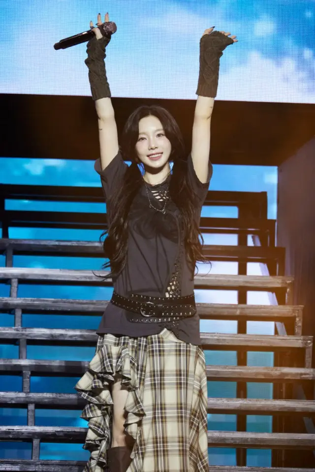 ソロデビュー10周年を迎えた「少女時代」テヨンが、アジアツアーを順調に続けている。