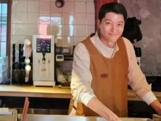 Actor Lee Dong Gun's cafe is a hot topic as soon as it opens... Mixed opinions: "It's rude" vs. "Treats him like an outsider"