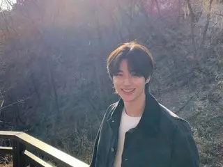 Actor Byeon WooSeok, what would it be like to go on a date in the forest? ...The birth of a legendary boyfriend shot