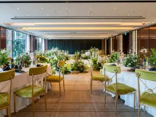 Ten people injured after finishing materials fall from wedding hall ceiling (Cheonan, South Korea)